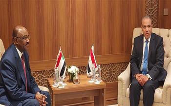 وزير الخارجية يؤكد لنظيره السوداني دعم مصر الثابت لوحدة السودان وسلامة أراضيه