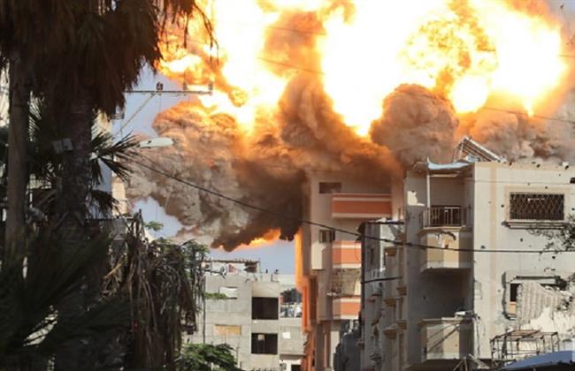 الاحتلال الإسرائيلي يواصل خروقاته بغارات وقصف مدفعي على أنحاء متفرقة في قطاع غزة