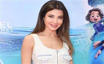 نانسي عجرم تحضر عرض فيلم "دولفين بوي" 