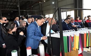 رئيس الوزراء: افتتاح مجمع "شين جين" يعكس التوجه الحكومي لتعميق التصنيع المحلي في قطاع المنسوجات