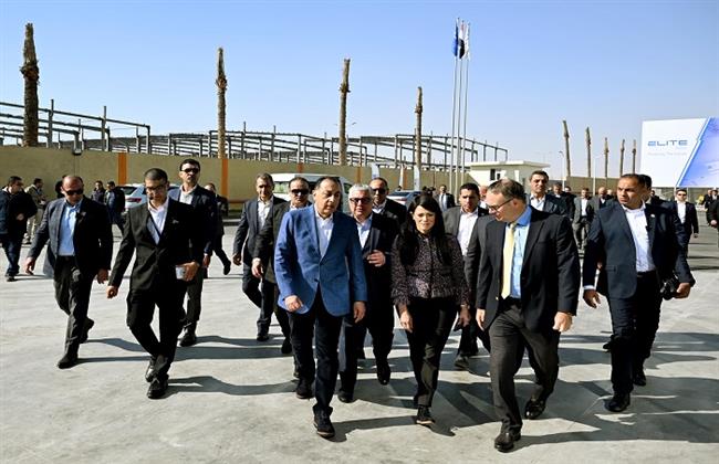 رئيس الوزراء: منطقة قناة السويس باتت قبلة للاستثمار الأجنبي والمحلي