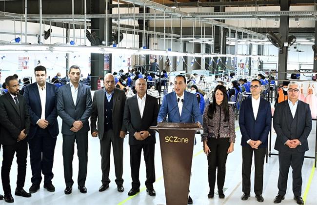 «مدبولي»: تشغيل 190 مصنعًا و150 آخرين تحت التنفيذ في المنطقة الاقتصادية لقناة السويس