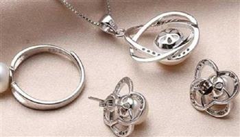 الفضة تحقق مكاسب سنوية محلية 145%.. سعر الجرام يصل إلى 130 جنيهًا