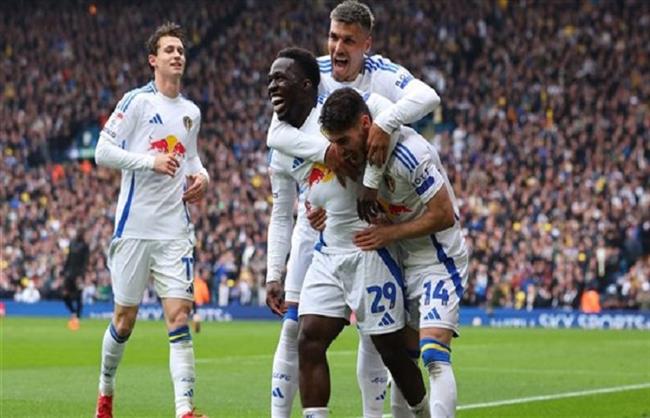 ليدز يتأهل إلى الدور 32 بـ كأس الاتحاد الإنجليزي بالفوز على ديربي كاونتي