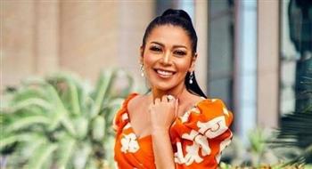 لقاء الخميسي بعد أنباء طلاقها من محمد عبد المنصف: «اختبار الدنيا مش سهل»