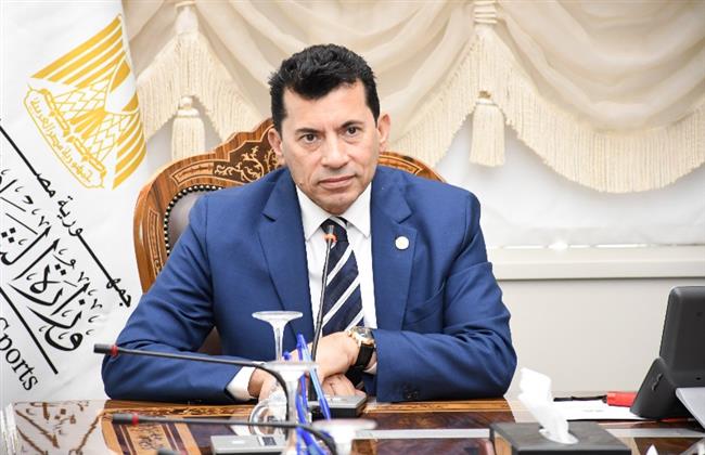 صبحي يفتتح فعاليات المرحلة الأولى من "دوري الريادة.. مديريات الشباب والرياضة"  