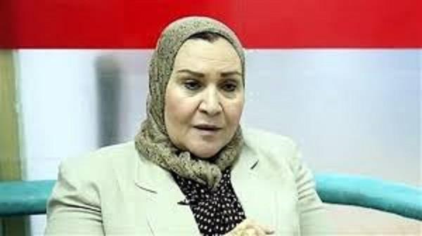 من هي عبلة الهواري أول سيدة تعتلي منصة رئاسة البرلمان؟