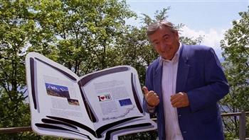 وفاة صاحب نظرية بناء أهرامات الجيزة على يد الفضائيين