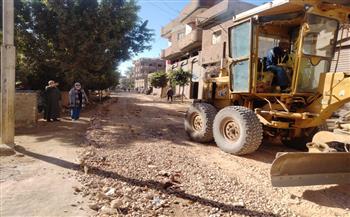  محافظ كفرالشيخ يتابع أعمال رفع كفاءة الطرق بدسوق ضمن مبادرة «تأهيل الطرق» 