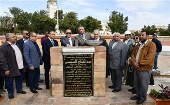 محافظ أسوان يضع حجر الأساس لكوبرى المشاة الجديد بكيما بتكلفة 11 مليون جنيه