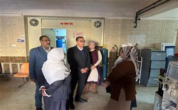 محافظ بني سويف يناقش تقرير وحدة شؤون القرى بشأن متابعة الخدمات والمشروعات في 14 وحدة محلية قروية 