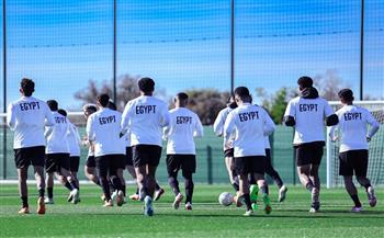 منتخب مصر يواصل استعداداته لمواجهة السنغال.. ويتوجه إلى طنجة