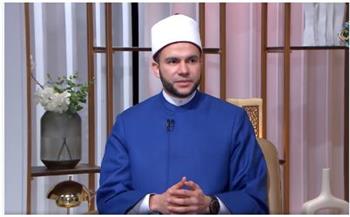كيف يكون التسليم للنبي طريق الإيمان الكامل؟.. أستاذ فقه بالأزهر يجيب