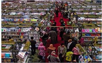 مدير معرض القاهرة للكتاب: جائزة نجيب محفوظ تعادل جائزة النيل وتليق باسم الأديب العالمي