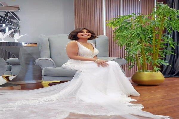 منة فضالي تثير الجدل بعد ظهورها بفستان زفاف  