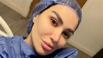 وعكة صحية تدخل الإعلامية سارة نخلة غرفة العمليات بسبب صعوبة في التنفس