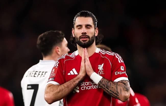 كأس إنجلترا.. ليفربول يهزم بارنسلي برباعية في غياب محمد صلاح