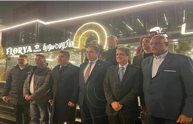 مركز التنمية الشبابية بالتجمع الأول يستضيف وزير الشباب والرياضة الأردني  