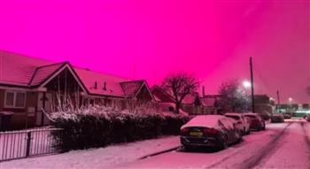 رعب في بريطانيا.. السماء تتحول إلى اللوردي لسبب غير متوقع