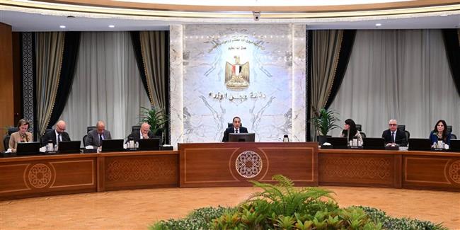 ​رئيس الوزراء يتابع موقف مشروع إنتاج الهيدروجين الأخضر بقدرة 100 ميجاوات بالمنطقة الاقتصادية لقناة السويس