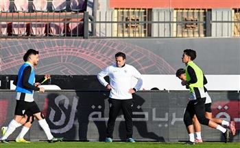 مران قوي للاعبين البدلاء في الزمالك استعدادًا لمواجهة المصري