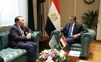 وزير الصحة يستقبل سفير كازاخستان لبحث التعاون في القطاع الصحي وتكنولوجيا تصنيع الأدوية