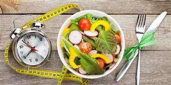 التوقيت المناسب لتناول وجبات الإفطار والغداء والعشاء