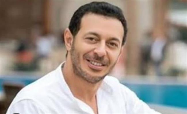 مصطفى شعبان يرزق بمولودته الأولى 