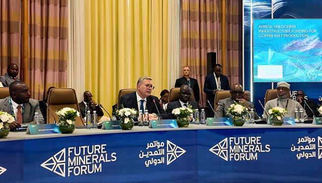 وزير البترول يكشف عن آليات تمويل مبتكرة للبنية التحتية التعدينية في إفريقيا
