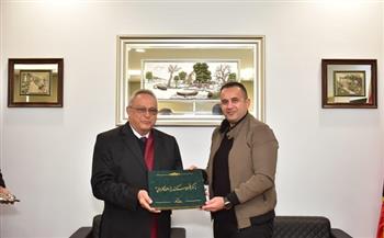 رئيس جهاز العلمين يستقبل مدير مكتبة الإسكندرية لدراسة إنشاء مقر بمدينة العلمين الجديدة