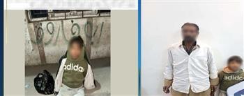 ضبط أب ترك طفله في الشارع لاستغلال المارة في المنيا 