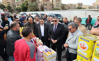 محافظ الجيزة يفتتح سوق اليوم الواحد بشارع الصوامع في حي إمبابة