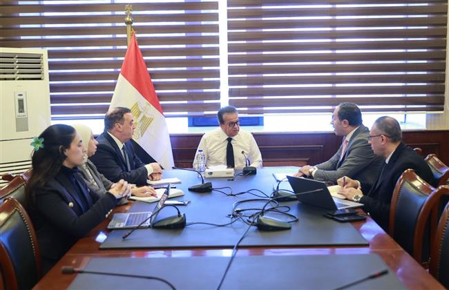 نائب رئيس مجلس الوزراء وزير الصحة يتابع مستجدات الميكنة والتحول الرقمي بمستشفيات المؤسسة العلاجية