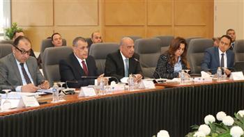 المجلس الأعلى للطاقة يناقش مجريات توفير "الطاقة" اللازمة ورفع القدرة للمشروعات الصناعية