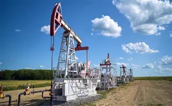 هبوط أسعار النفط نحو 3% في آسيا مع تراجع مخاوف الإمدادات