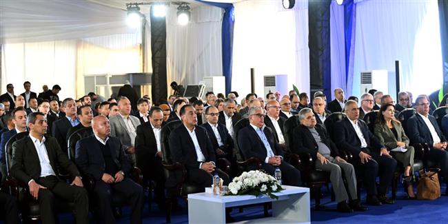 بدء فعاليات الاحتفال بانطلاق التشغيل التجاري لمحطة البحر الأحمر لتداول الحاويات رقم 1 (RSCT) بميناء السخنة