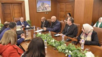 محافظ بورسعيد يتابع مستجدات العمل في مشروع مخطط التنمية السياحية لمنطقة الفرما “مسار العائلة المقدسة” 