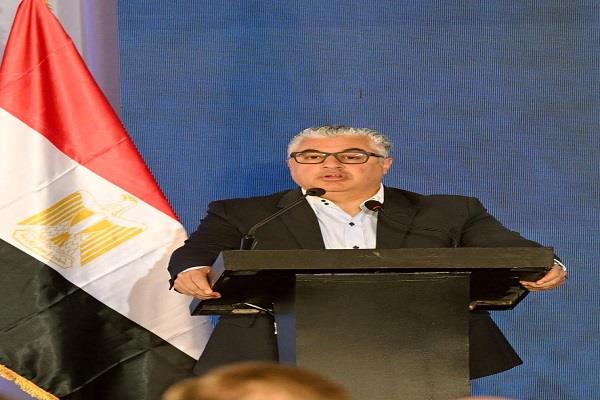 رئيس اقتصادية لقناة السويس: محطة البحر الأحمر للحاويات بالسخنة تنطلق تجارياً لتعزيز التجارة العالمية  