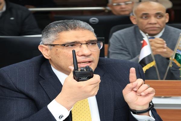 محافظ الجيزة: لا تهاون مع الإشغالات ومخالفات إلقاء المخلفات