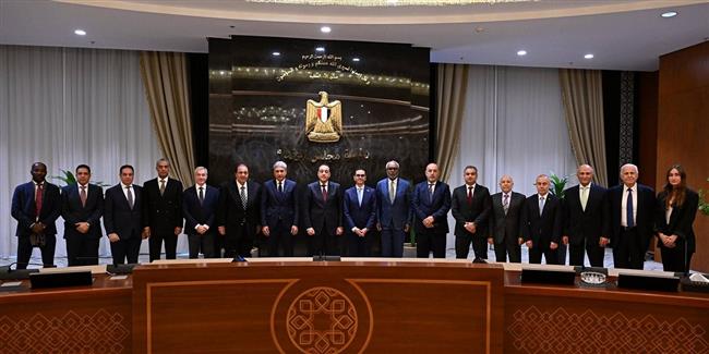 رئيس الوزراء يشهد توقيع اتفاقية مشروع "ريكسوس وريكسوس ليفينج – مركز التجارة العالمي بالقاهرة"