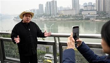 "ترامب الصيني" يشعل الانترنت بفيديوهات تقليد الرئيس الأمريكي