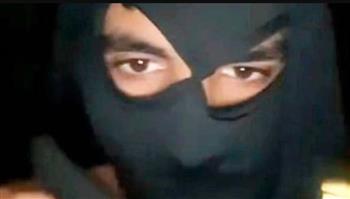 «أغبى لص في بريطانيا».. صوّر نفسه مع المسروقات