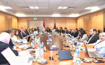 وزير السياحة يترأس اجتماع مجلس إدارة المجلس الأعلى للآثار