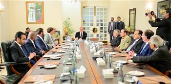 رئيس الوزراء الباكستاني  يلتقي وفد من منظمة ليبرتي فاينانشال العالمية