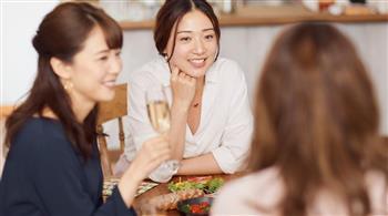 الكلمة الأولى لا تنسى.. مفاتيح الانطباع الجيد في اللقاءات الجديدة