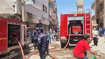 الحماية المدنية بسوهاج تسيطر على حريق شب داخل مخزن قطن بمدينة طهطا