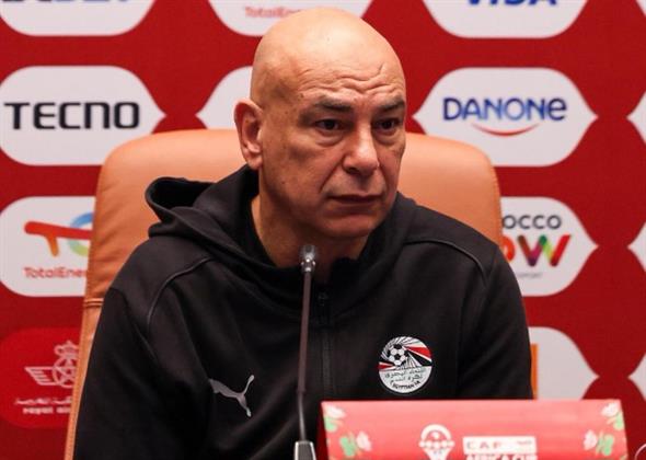 كأس أمم أفريقيا.. الصحفيون المصريون ينسحبون من مؤتمر مدرب نيجيريا 