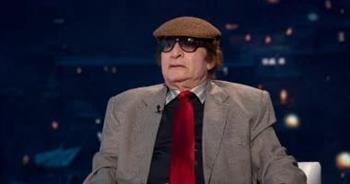 أشرف زكي يطمئن الجمهور: محيي إسماعيل حالته مستقرة