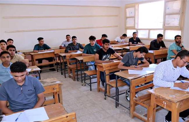 تعليم سوهاج: لا يوجد شكاوى من امتحان اللغة العربية لطلاب الشهادة الإعدادية