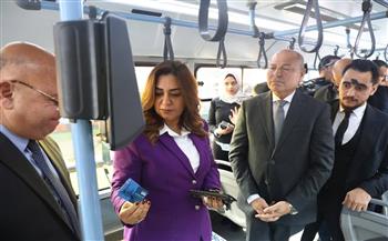 بدء تطبيق منظومة الدفع الإلكتروني للتذكرة في 300 أتوبيس.. وتطبيق إلكتروني علي الموبايل